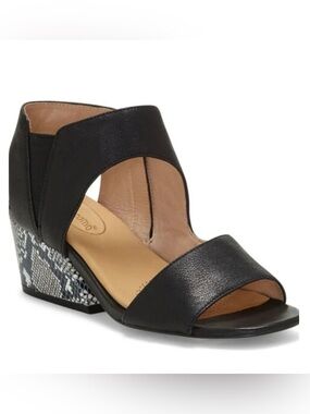 Corso Como Black Open-Toe Sandals with Patterned Block Heel